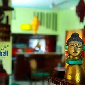  Homestay Nutshell-airport Retreat By The Sea India